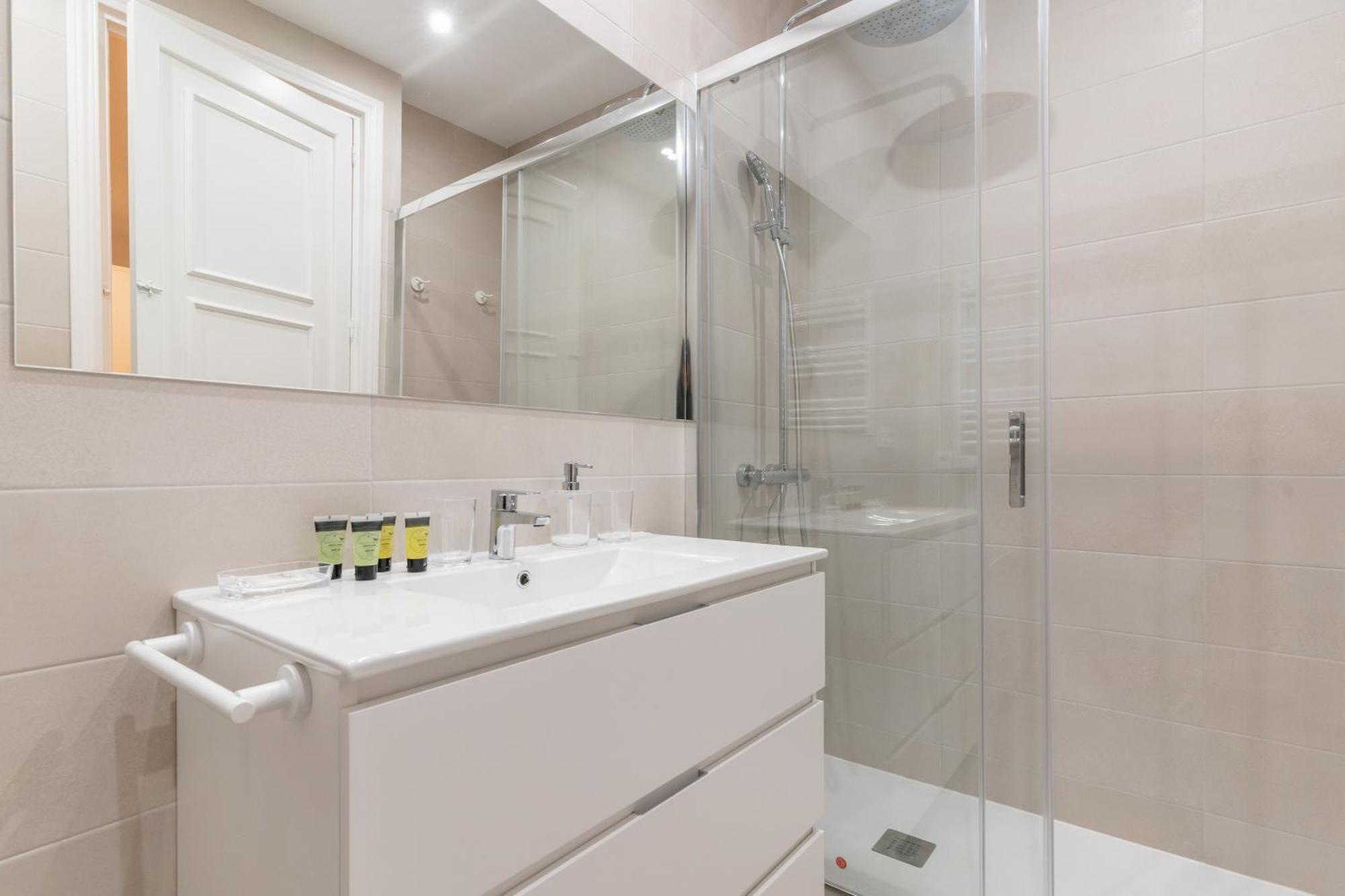 Spacious Central-3Bedrooms 3Bathrooms-Sol Madri Exterior foto